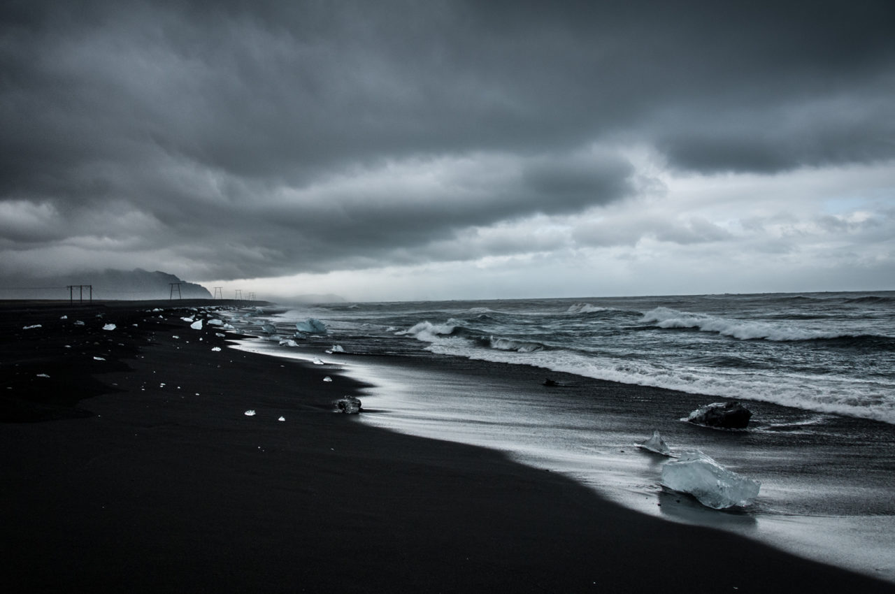 Czarne plaże na Islandii